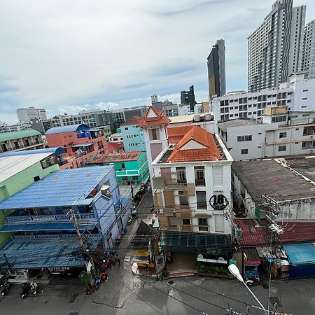 Hotel Sutus Court 1 Pattaya Exterior foto