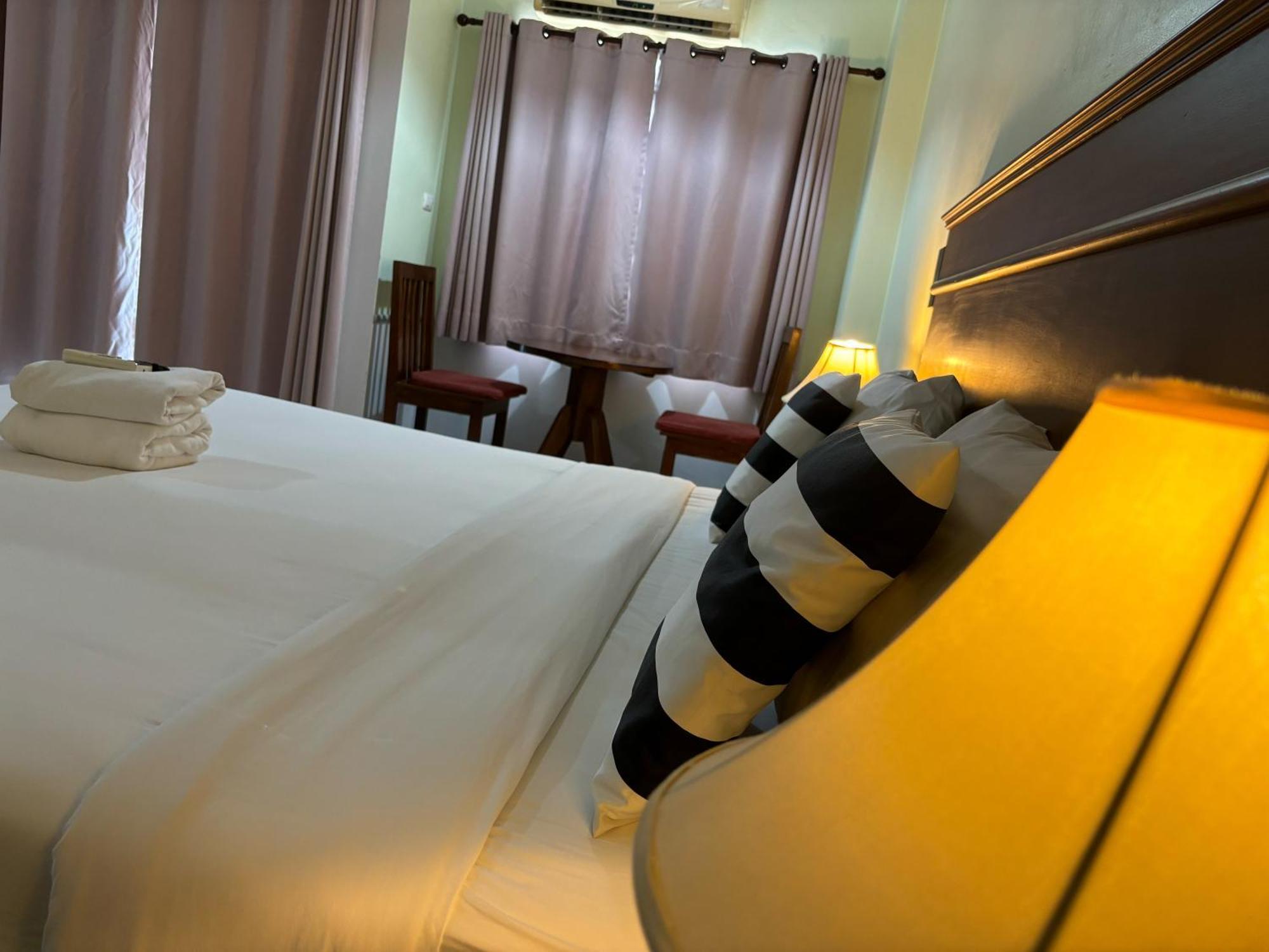 Hotel Sutus Court 1 Pattaya Exterior foto