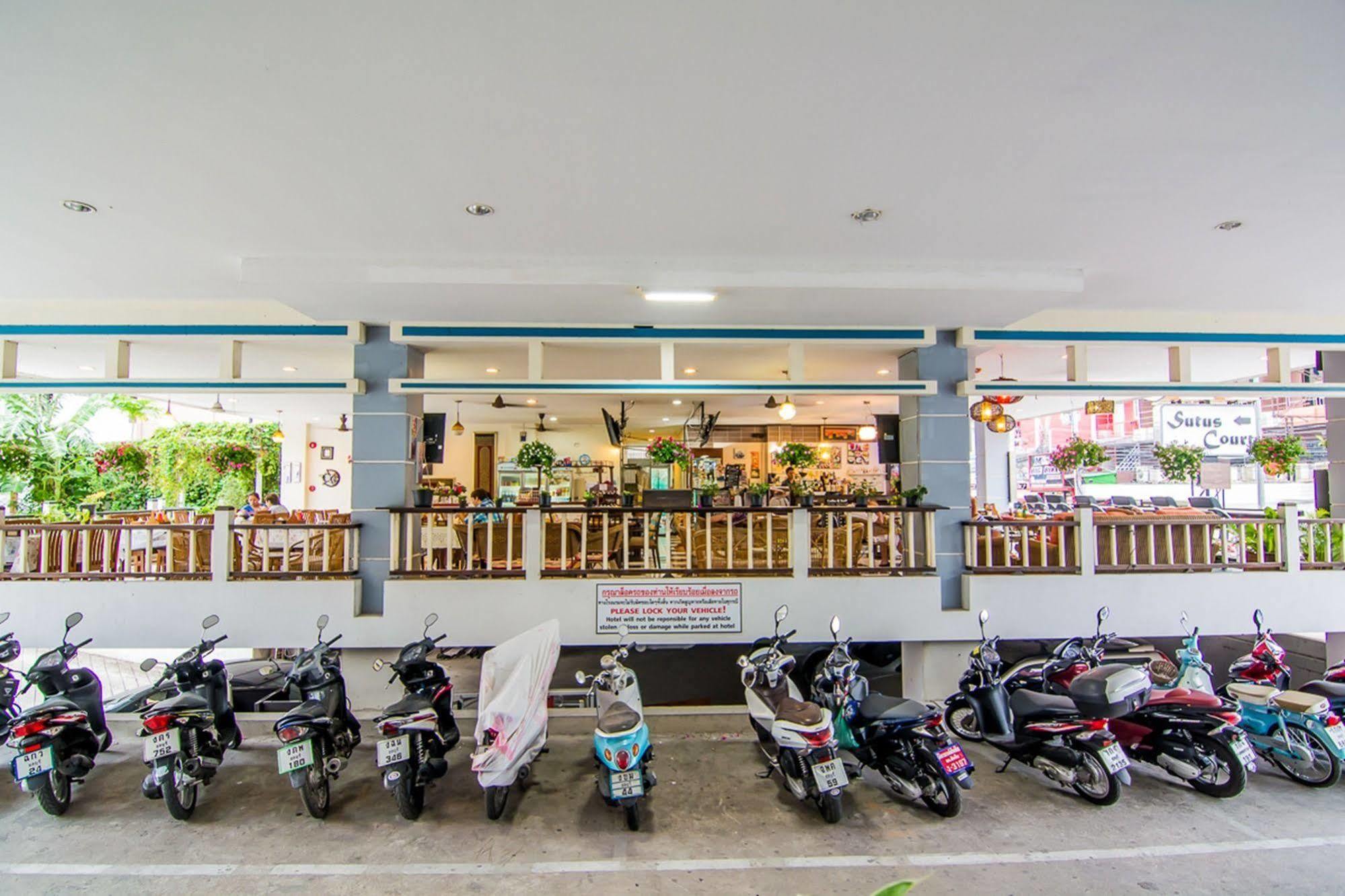 Hotel Sutus Court 1 Pattaya Exterior foto